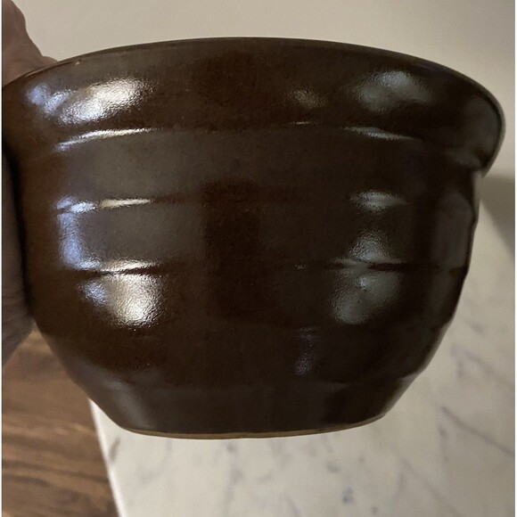 Stoneware Kitchen Mixing Bowl Vintage Brown Ribbed Design 7” - Picture 3 of 4